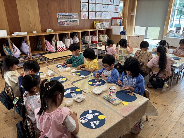年中🐇🌕「秋の壁面製作」